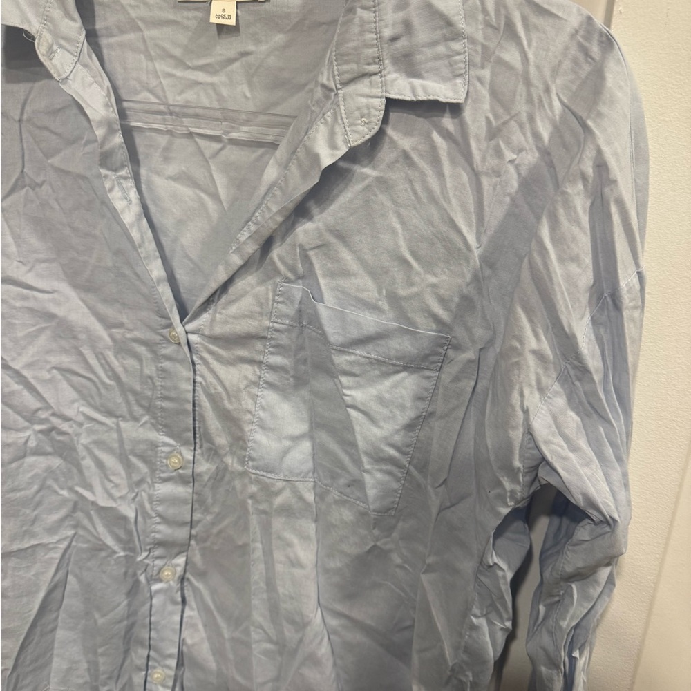 Chic Light Blue Button-Down Shirt - image 3